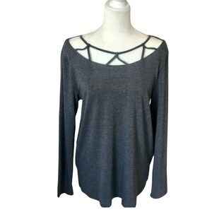 BOUTIQUE- LONG SLEEVE  TOP WITH NECKLINE DETAIL IN DARK GRAY